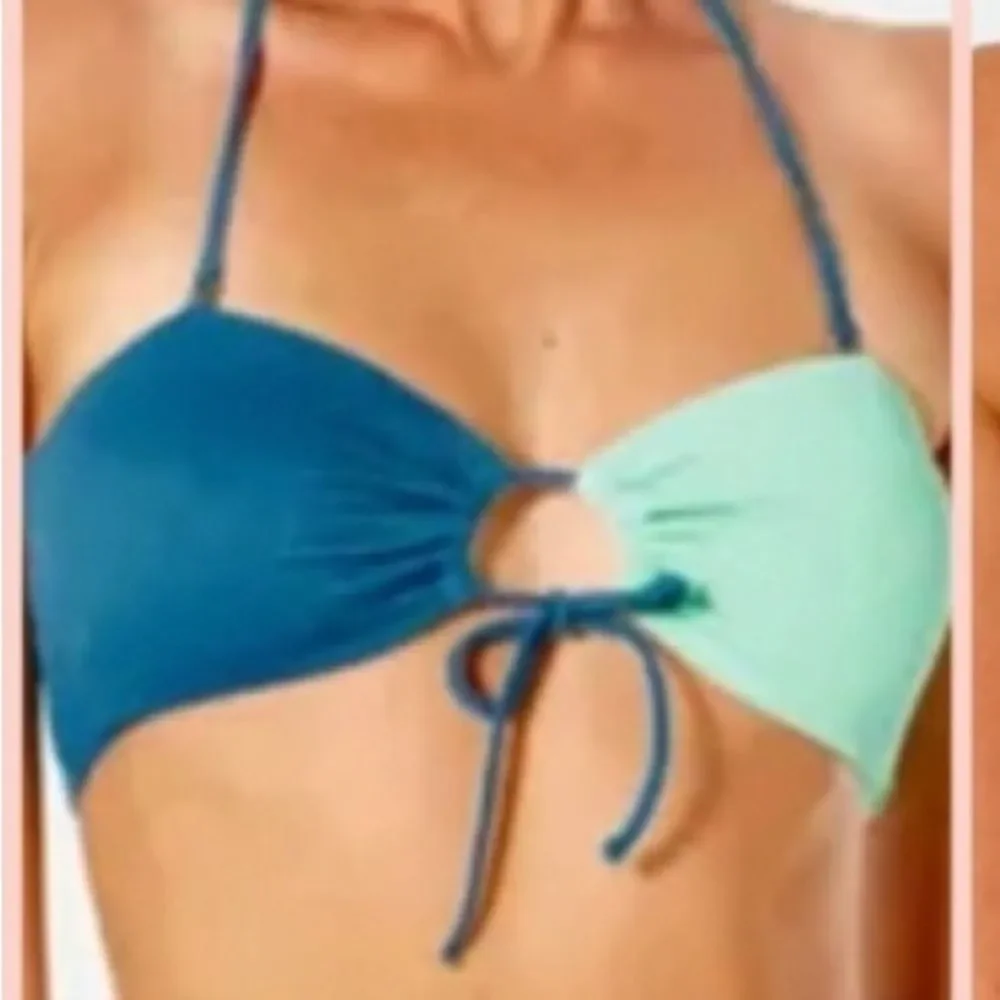 Rip Curl NWOT retro bandeau bikini top tags removed. Size Small/ Medium